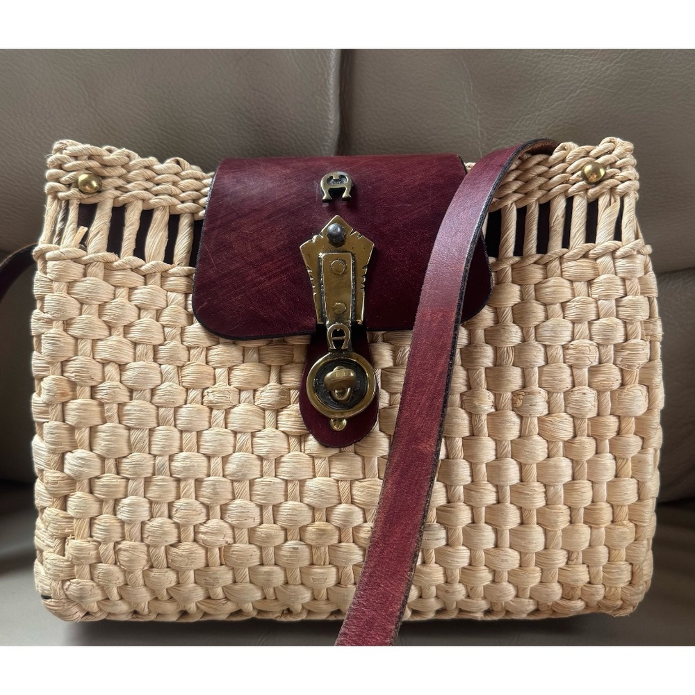 Authentic Vintage Etienne Aigner Straw Leather Turn Lock Handmade Shoulder Bag